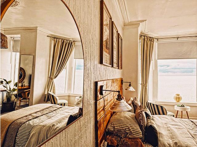 Mor Heli Guest House Criccieth Eksteriør billede