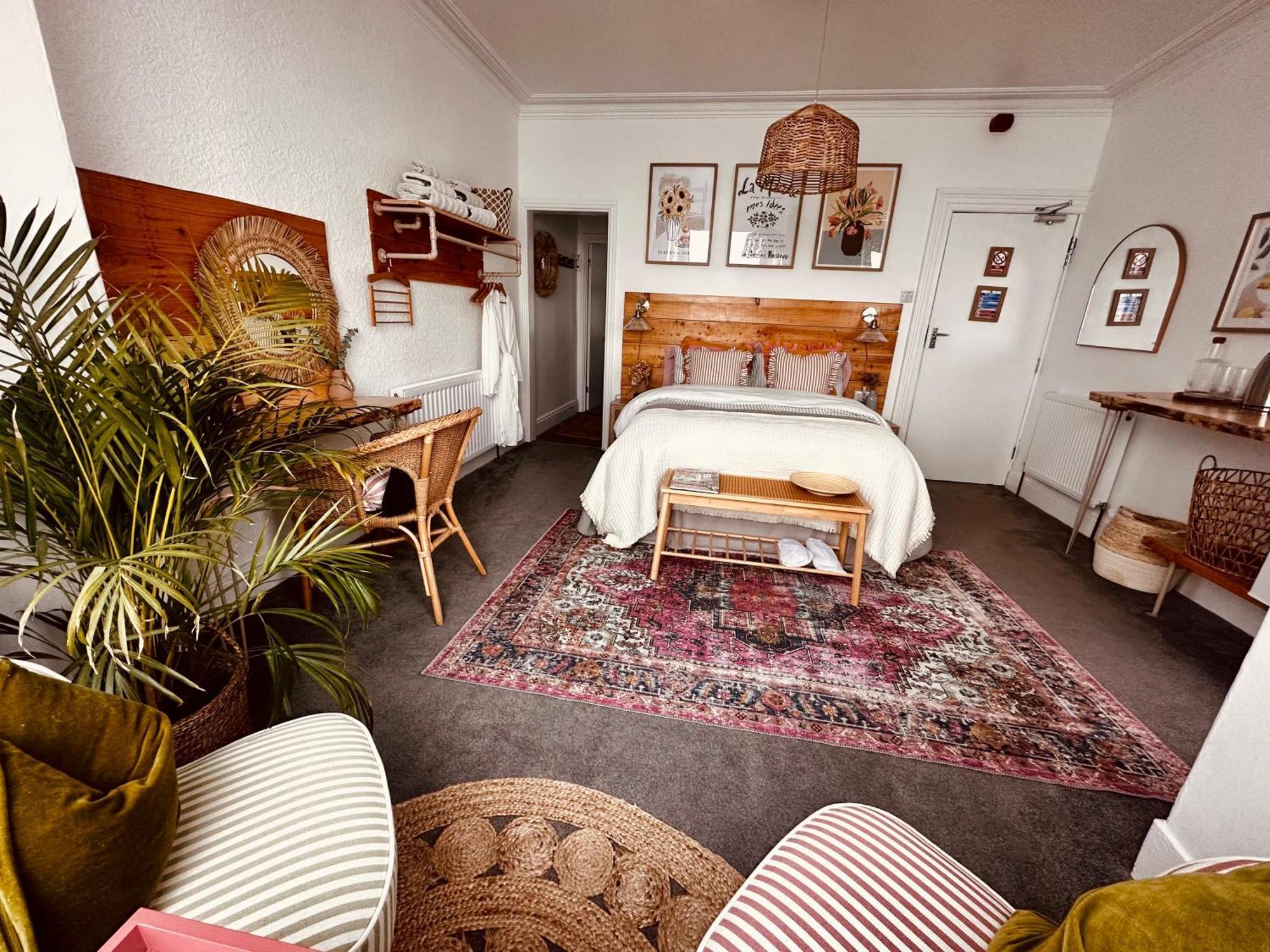 Mor Heli Guest House Criccieth Eksteriør billede